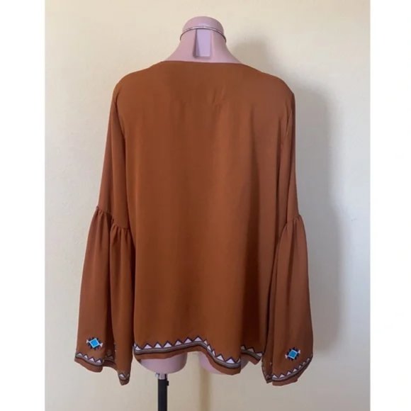 NWT Outback Trading Company Tess Blouse Aztec Top | Women's Size L - Picture 6 of 6